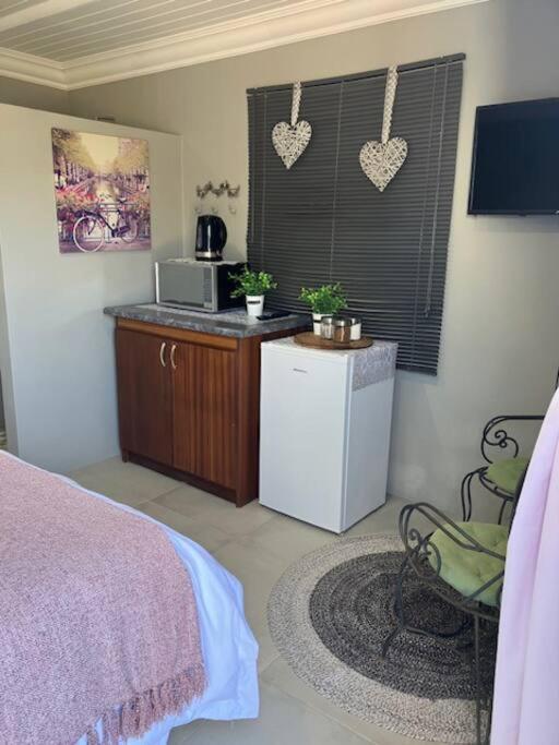 Stellies Accommodation - Room 2 ケートマンスフープ エクステリア 写真