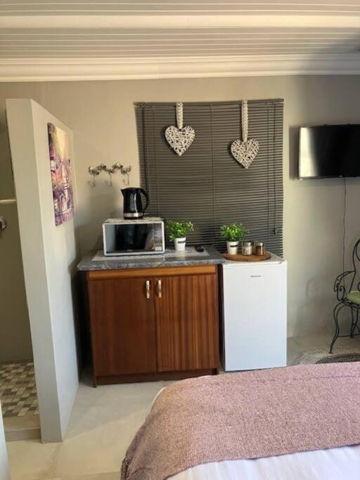 Stellies Accommodation - Room 2 ケートマンスフープ エクステリア 写真